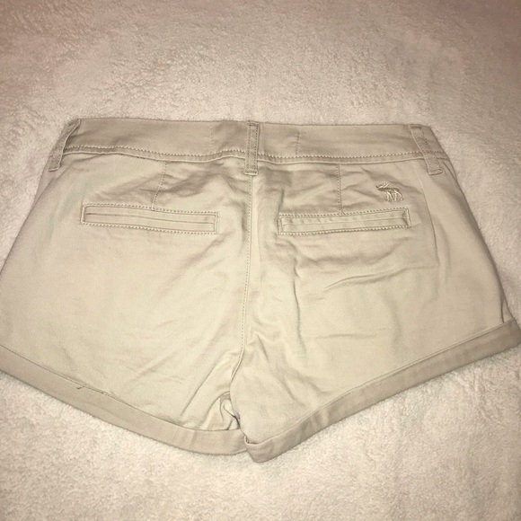 Abercrombie & Fitch khakis shorts sz 00 - Picture 2 of 3